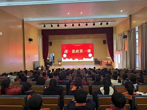 推动“思政小课堂”与“社会大课堂”协同育人