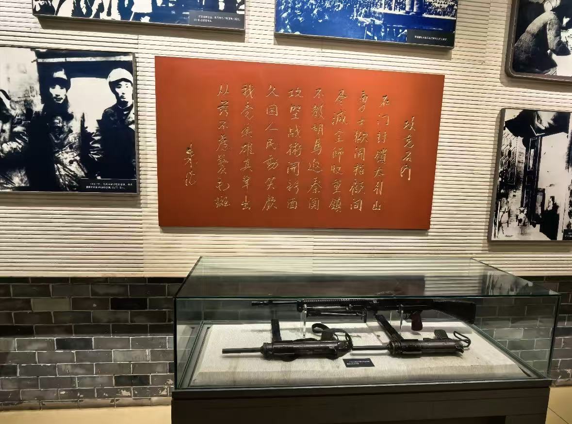 红色文化浸润下的思政老师职业精神塑造
